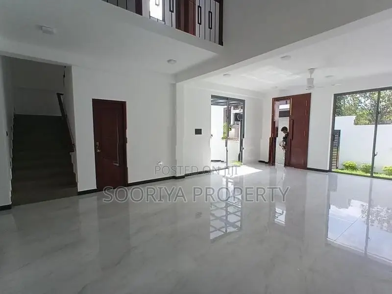 Architectural Designed Brand New House for Sale - Piliyandala