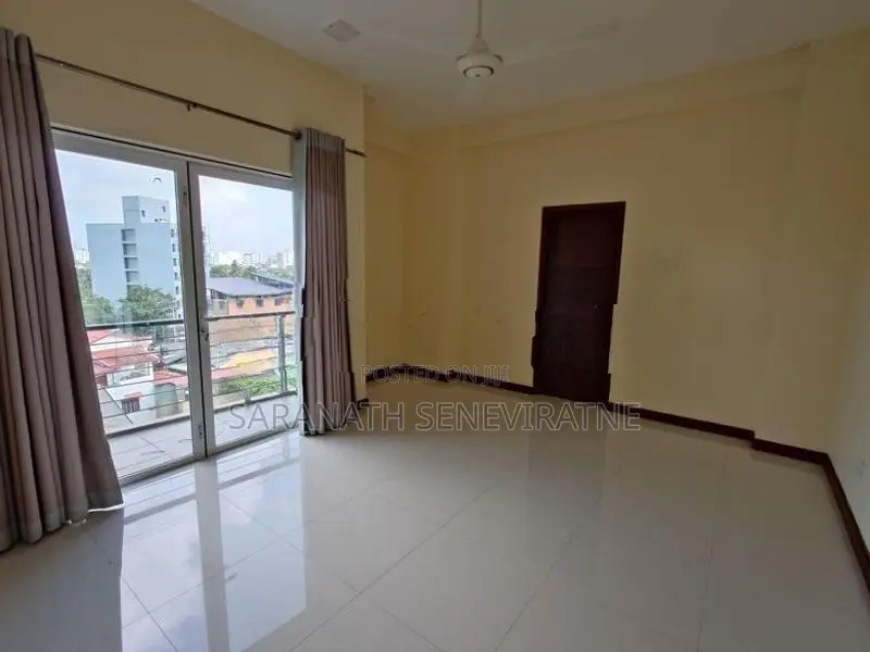 5th floor Apartment Unit for Sale - Kotte