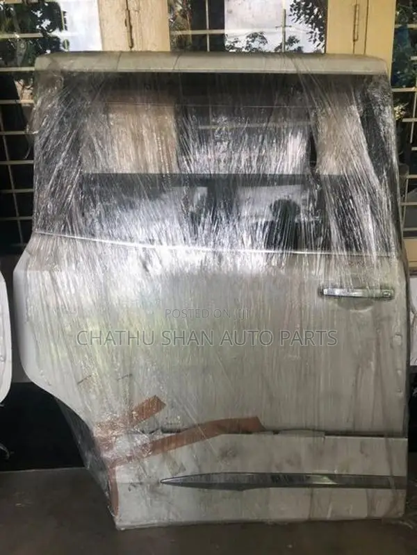 Toyota voxy naoh esquire door