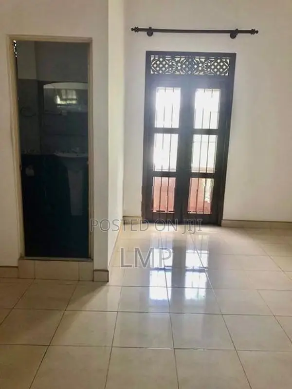 Upstair House for Rent in Maharagama