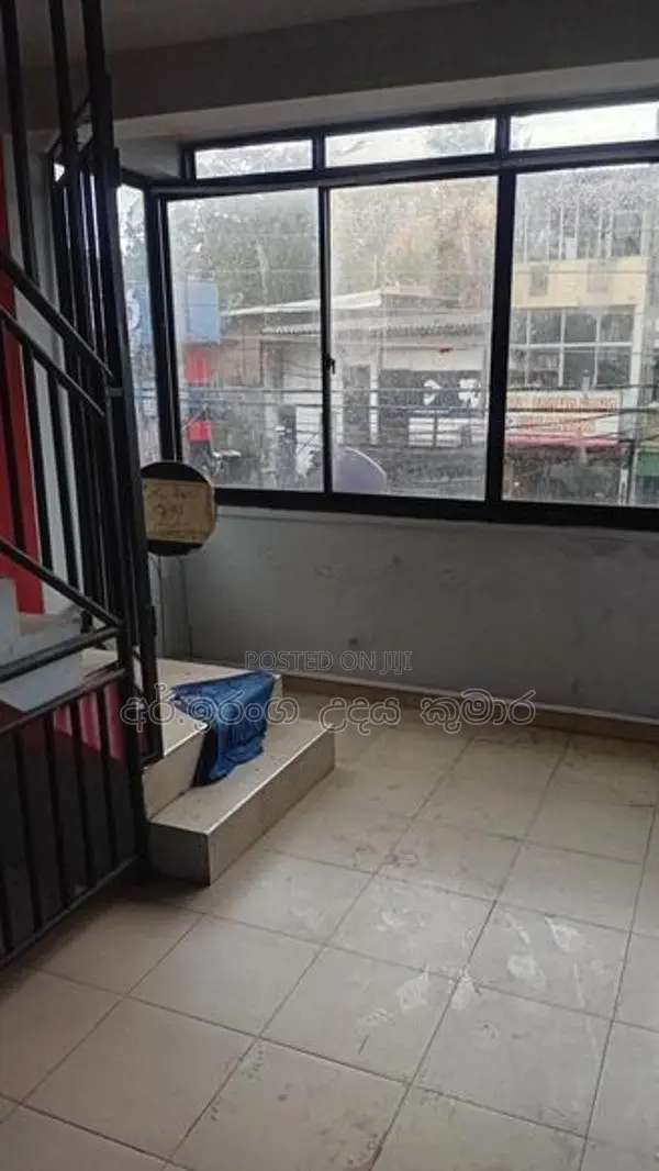 Building with Land for Sale in Battaramulla