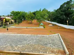 Land for Sale in Hokandara