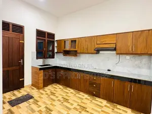 A BRAND NEW SINGALE STORY HOUSE In GODAGAMA