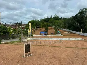Land for Sale in Hokandara