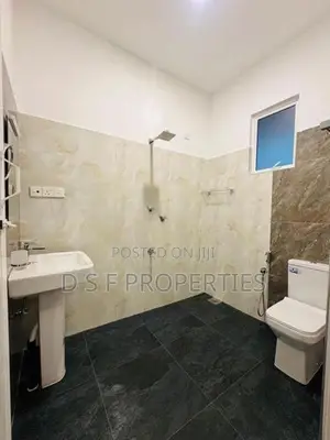 A BRAND NEW SINGALE STORY HOUSE In GODAGAMA