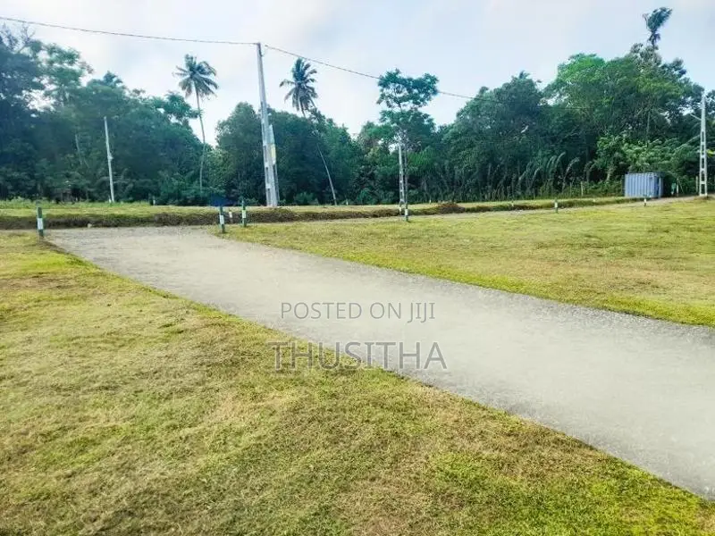 Land Plot for Sale in Yakkala
