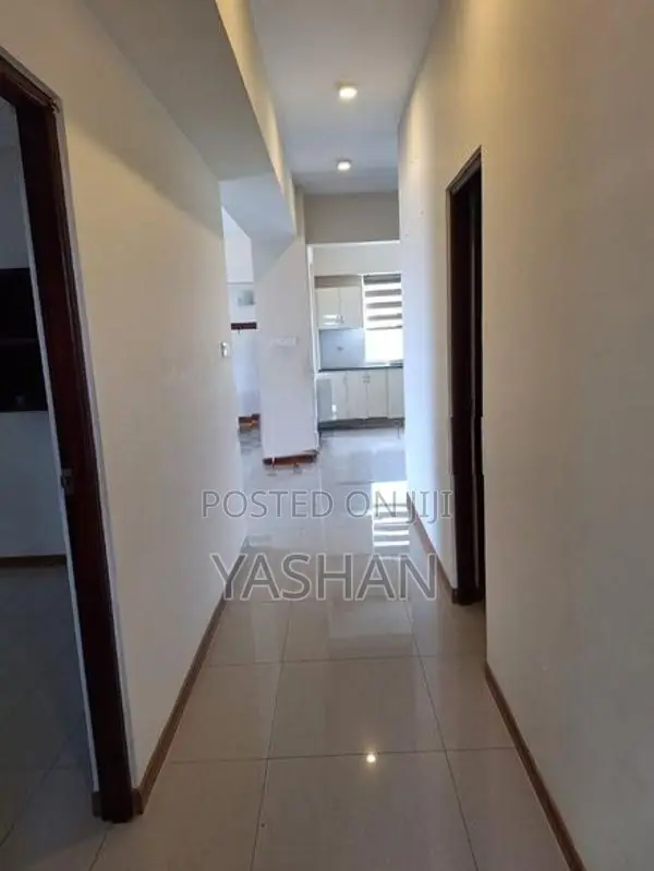 Apartment for Sale in Mount Lavinia