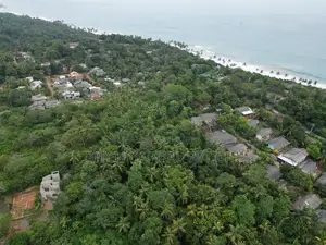 Hiriketiya Surf Bay Near Superb Luxurious Land Sale
