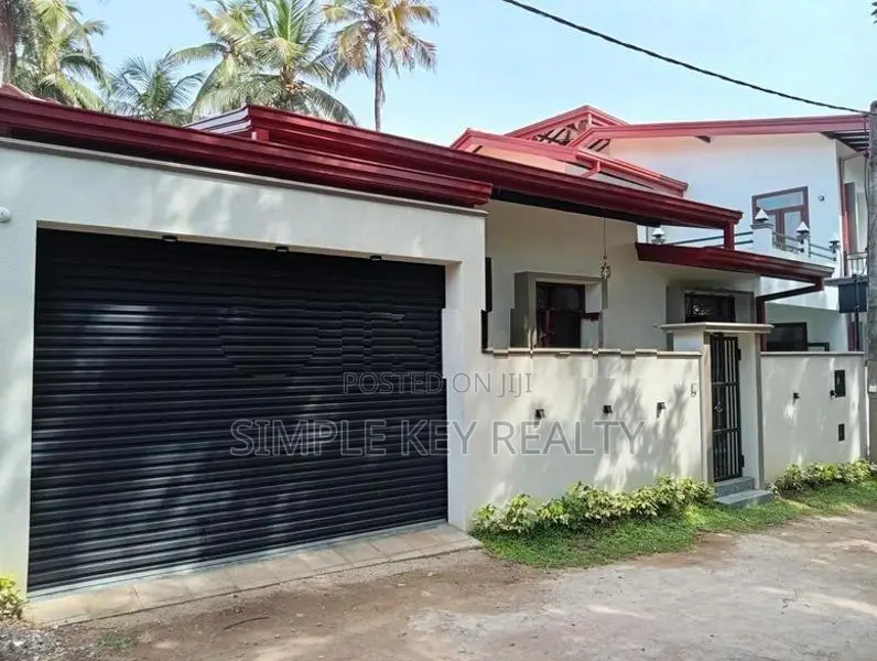 Kottawa Brand new single stored house for sale