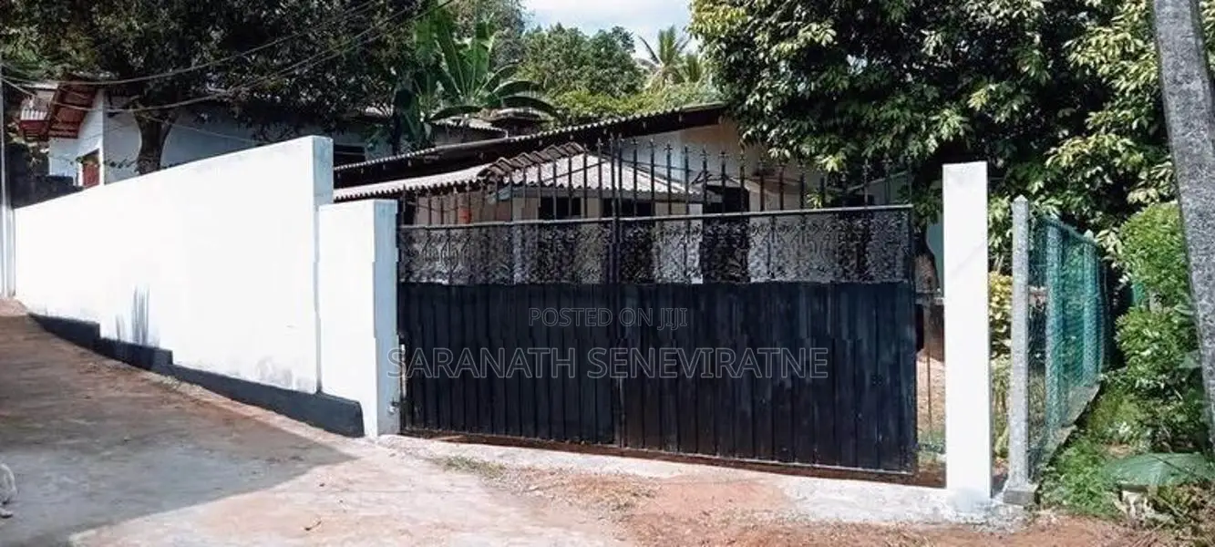 House For Sale in Embulgama Avissawella - Towards Hanwella