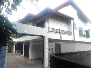 House in Maharagama මහරගම මහවත්තේ සුන්දර වෙල් යායකට මායිම්ව