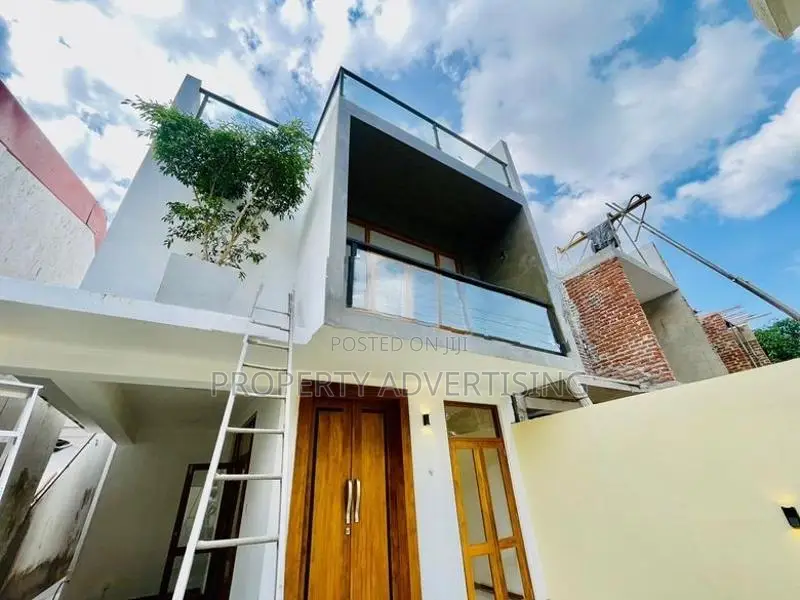 Pelawatte Brand House For Sale in Prime location Battaramulla