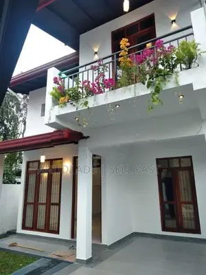B/New Two Storied Bricks wall House For sale in Kottawa, Mattegoda