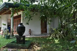 Two store house for sale in kadawatha ragama road