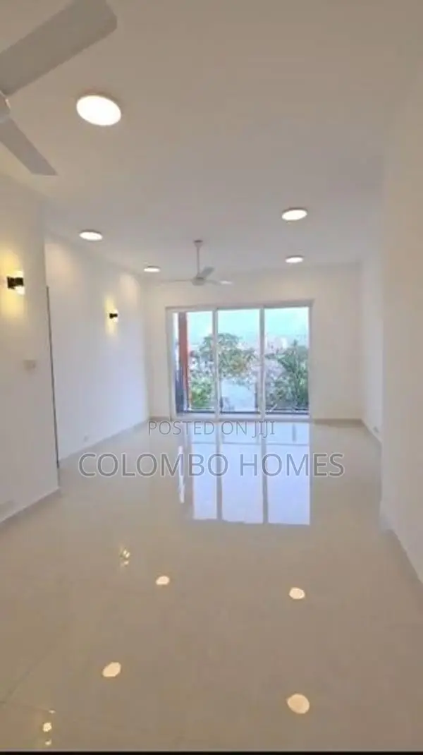 4 Beds luxury brand new apartment for sale - Dehiwala