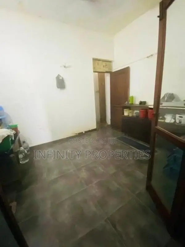 (AF931) 02 Story House for Sale in Ratmalana