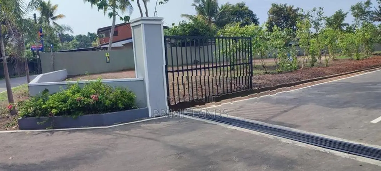 Piliyandala , Residential Land for Sale in Kotagedara Church Road