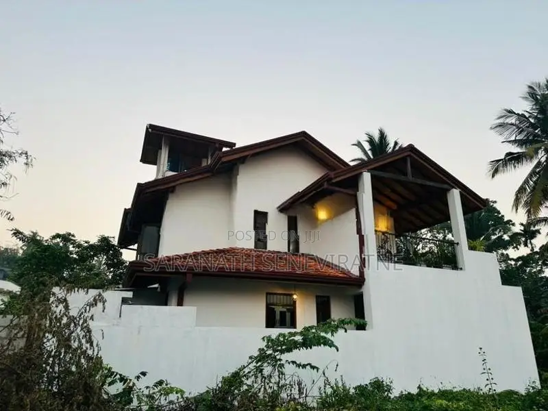 2 Storied House For Sale From Maharagama Temple Rd