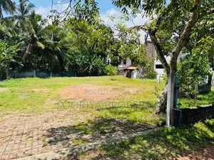 Residential and Commercial Land for Sale - Piliyandala