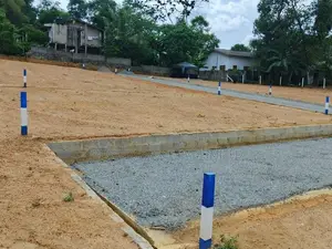 Land for Sale at Meegoda Near High Level Road