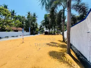 Valuable Land Plot for Sale in Welisara Mahabage