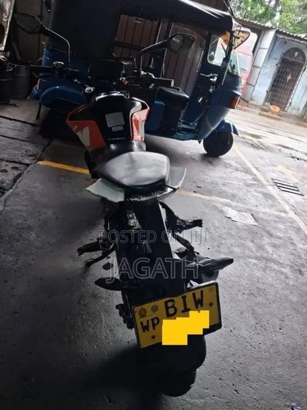 Bajaj 125 UW 2020