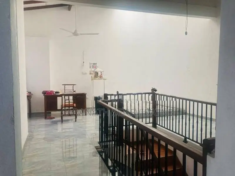 2 Story House With 10 Perches - Maharagama Arawwala