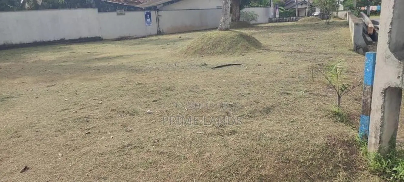 Kottawa - Malabe Bus Road Facing Commercial Land for Sale