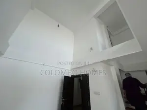 Brand new 3 Beds apartment for sale - Colombo 04