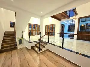 Luxury House For Sale in Piliyandala