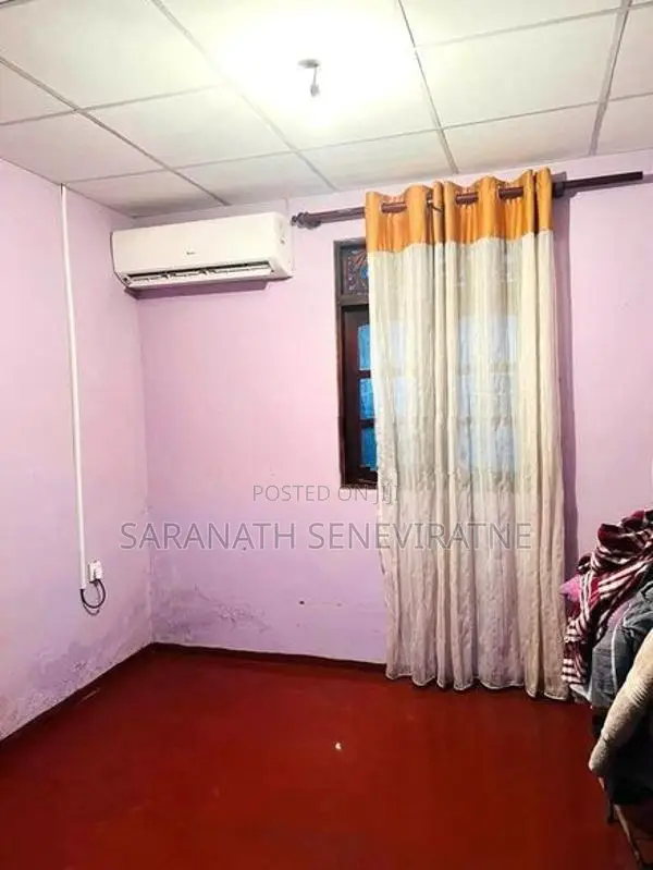 House in Kelaniya Waragoda
