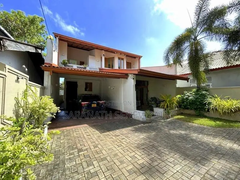 Solid Beautiful House From Nugegoda Town With Ample Garden Space
