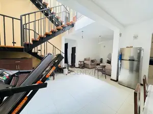 Solid House in Very convenient Location Nugegoda Wijerama For Sale