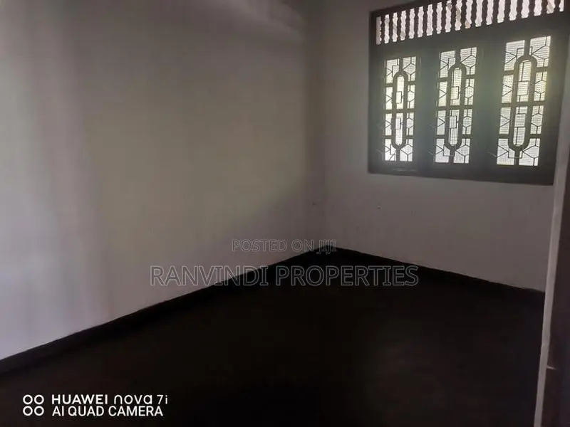 කඩවත, ගෝනහේන අංගසම්පූර්ණ නිවසක් විකිණීමට
