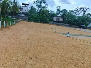 Land for Sale at Meegoda Near High Level Road