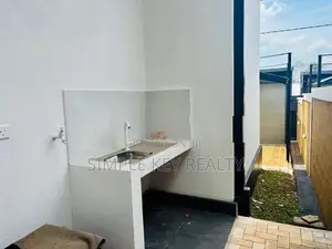 Beutiful luxury house for sale in gampaha yakkala