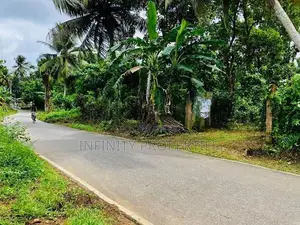 Water Front 40P Land Sale at Kalutara
