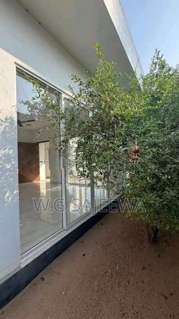 Modern newly built house rent in Negombo, Kandawala