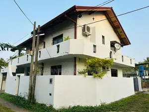 2 Storied House For Sale From Maharagama Temple Rd