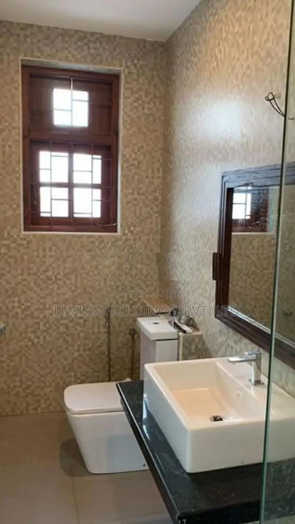 House For Rent Off St. Thomas college Mount Lavinia [ 2251C ]