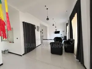 Prime 4 Storey Building Property for Sale – Ambalantota