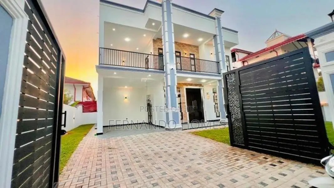 Brand New 15 Perches Land Quality Modern Box 5Br House For Sale Negomb