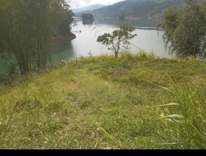 HATTON : 97P PREMIUM LAKESIDE LAND FOR SALE