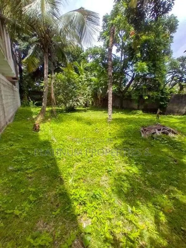 14 P Super Land for Sale in Dehiwala Kalubowila - 100m to Hospital