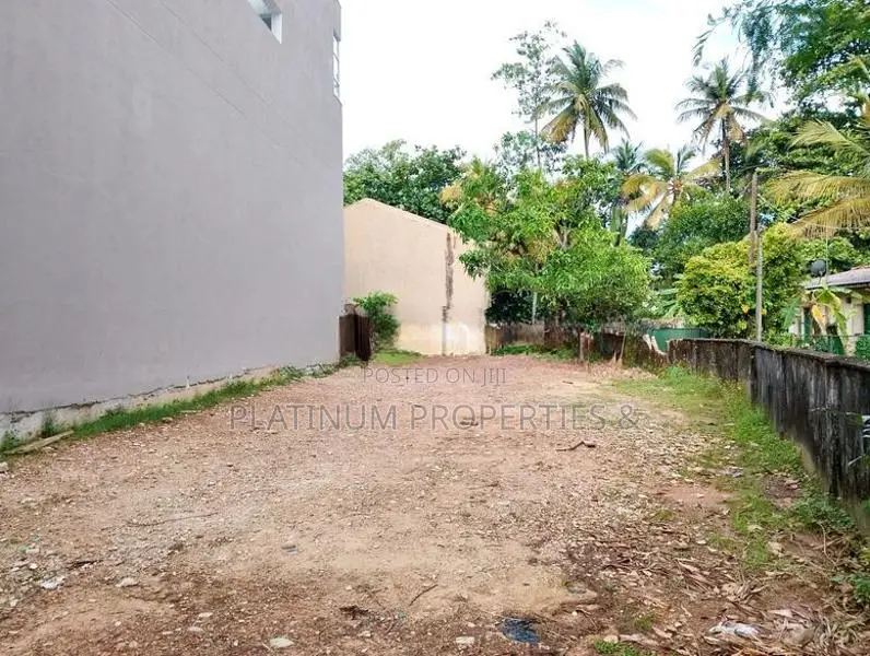 18.6 Perch Prime Land For Sale Nugegoda