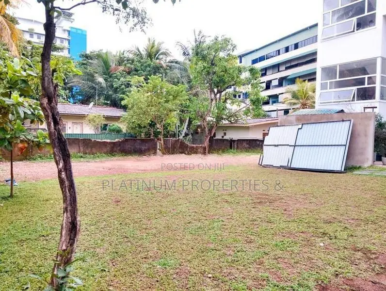 18.6 Perch Prime Land For Sale Nugegoda