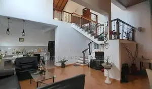 21.5 Perch Luxury House For Sale In Moratuwa - 100m to Galle Road