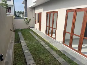 Modern Luxury House For Sale Polgasowita,Piliyandala