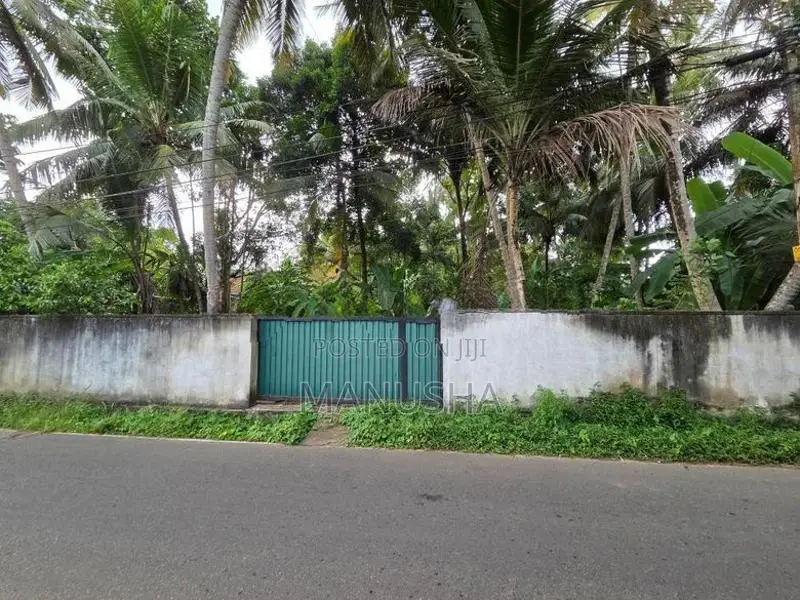 Land for Sale Near Richmond College Galle