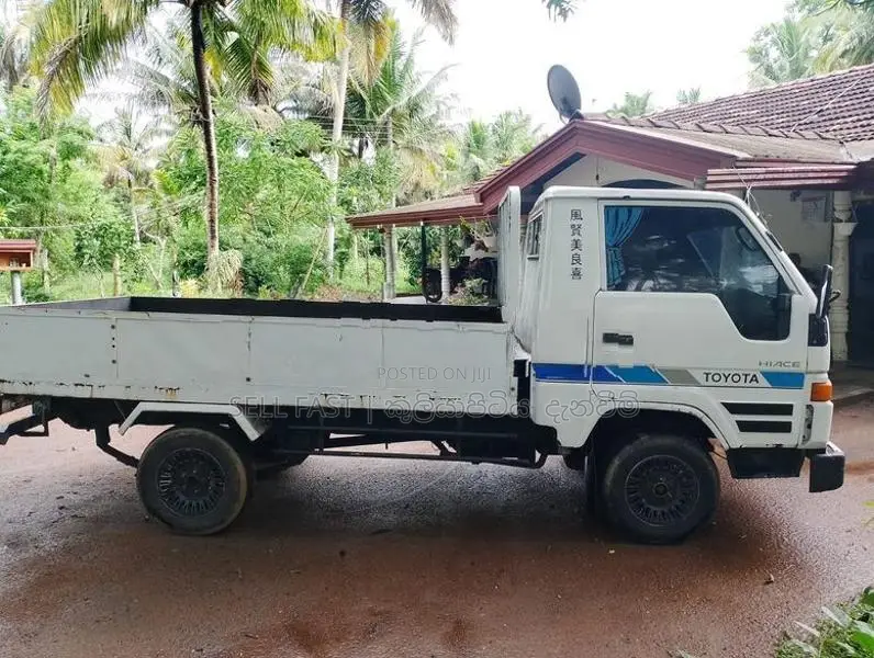 Toyota Hiace Lorry 1983